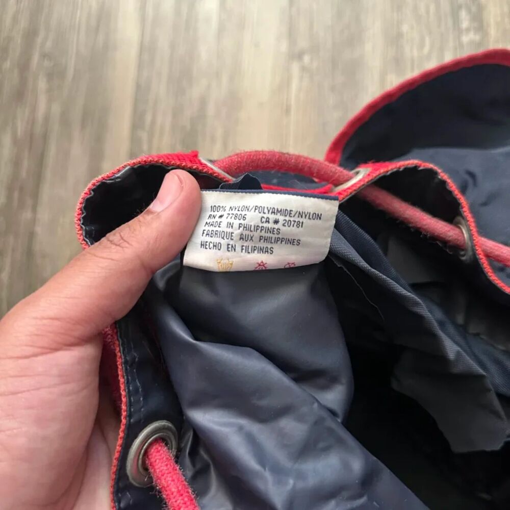 Vintage 90s Tommy Hilfiger Lion Crest Flag Backpack Sack - Picture 12 of 15